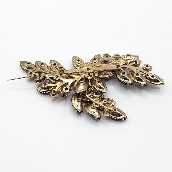 Vintage Large Amber and Yellow AB Glass Rhinestone Gold Tone Flower Brooch - Picture 9 of 9